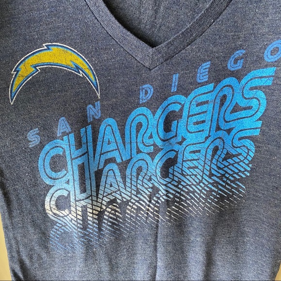 NFL Team Apparel Vintage San Diego Chargers V Neck Tee L - Picture 2 of 4